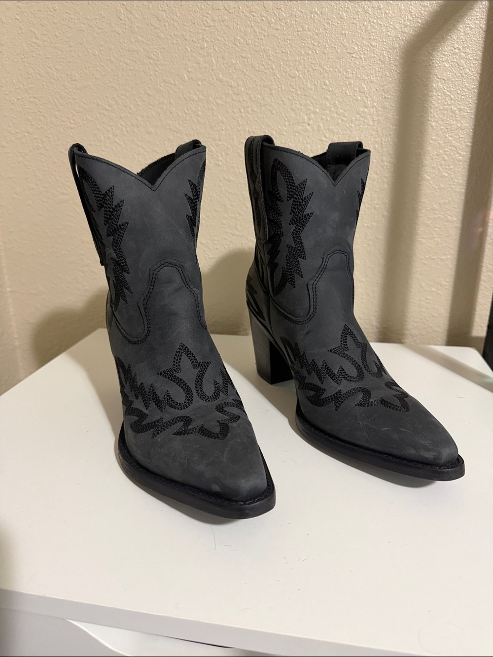 Women's Black Western Ankle Boots - Stylish Block Heel